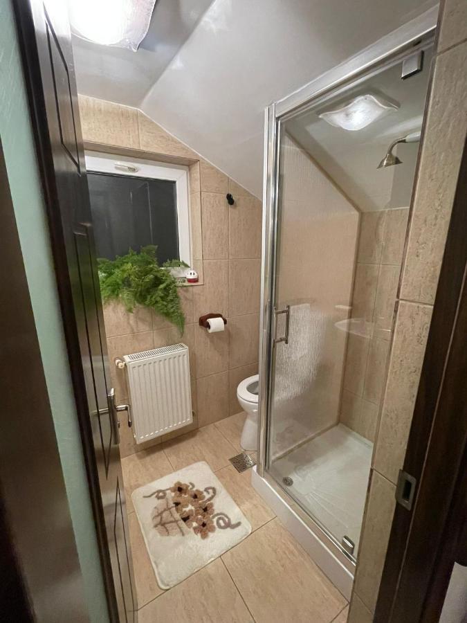 Appartement Apartament Yannis à Alba Iulia Extérieur photo